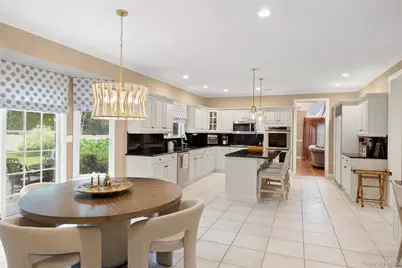 56 Sage Hollow Court, Dix Hills, NY 11746 - Photo 17