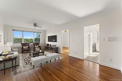 609 Palmer Road #7C, Yonkers, NY 10701 - Photo 3