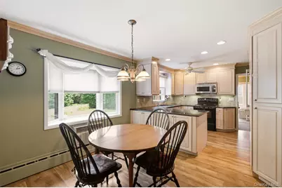 2 Ottawa Avenue, Centerport, NY 11721 - Photo 5