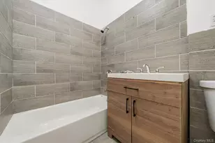 413 Liberty St, Newburgh, NY 12550 - Photo 23