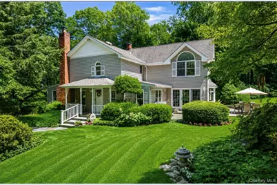111 Stony Hollow Road, Centerport, NY 11721 - Photo 3
