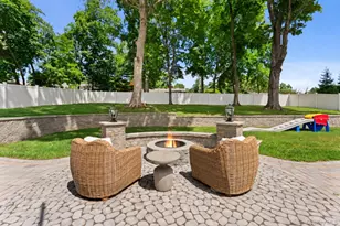 575 Babbling Brook Ln, Valley Cottage, NY 10989 - Photo 7