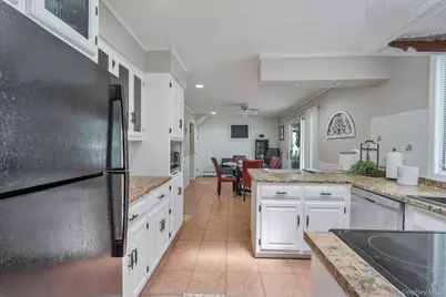 20 Spaulding Lane, Stony Brook, NY 11790 - Photo 9