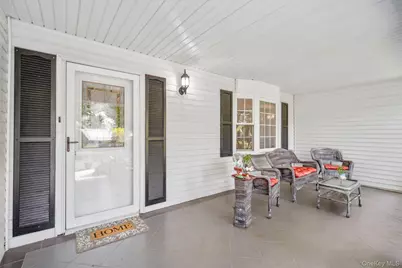 20 Spaulding Lane, Stony Brook, NY 11790 - Photo 3