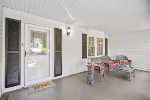20 Spaulding Ln, Stony Brook, NY 11790 - Photo 3