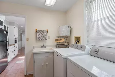 20 Spaulding Lane, Stony Brook, NY 11790 - Photo 13