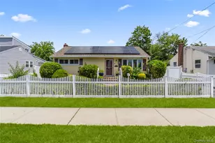 3414 Great Neck Rd, Amityville, NY 11701 - Photo 3