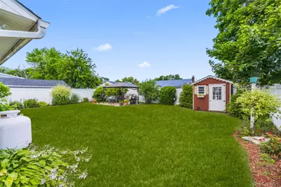 3414 Great Neck Road, Amityville, NY 11701 - Photo 25