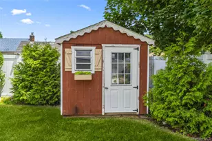 3414 Great Neck Rd, Amityville, NY 11701 - Photo 29