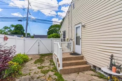 3414 Great Neck Road, Amityville, NY 11701 - Photo 23