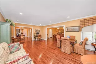 122 Woodmere Blvd S, Woodmere, NY 11598 - Photo 11
