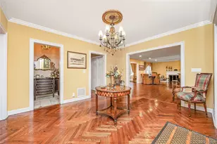 122 Woodmere Blvd S, Woodmere, NY 11598 - Photo 7