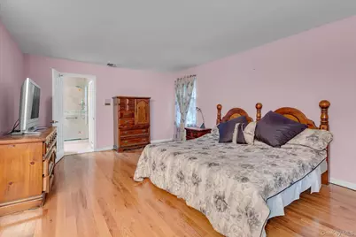 17 Calumet Drive, Dix Hills, NY 11746 - Photo 15
