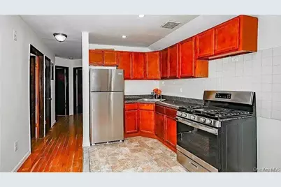 16425 109th, Jamaica, NY 11433 - Photo 3