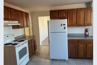 26 Taylor 1st Floor Avenue, Poughkeepsie, NY 12601 - Photo 3
