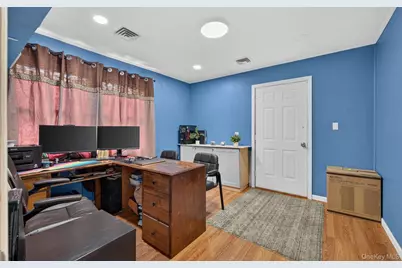 5 Long Lane, Levittown, NY 11758 - Photo 17