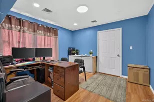 5 Long Ln, Levittown, NY 11758 - Photo 17