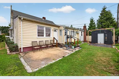 5 Long Lane, Levittown, NY 11758 - Photo 21