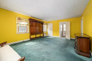 68 Oxford Rd, Rockville Centre, NY 11570 - Photo 17