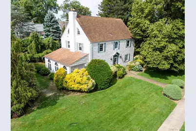 68 Oxford Road, Rockville Centre, NY 11570 - Photo 1
