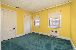 68 Oxford Rd, Rockville Centre, NY 11570 - Photo 19