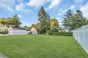 1085 Hempstead Ave, West Hempstead, NY 11550 - Photo 15