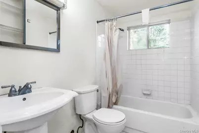 1085 Hempstead Avenue, West Hempstead, NY 11550 - Photo 13