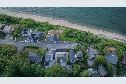 112 Shore Drive, Sound Beach, NY 11789 - Photo 29