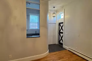 61 Clinton St, Newburgh, NY 12550 - Photo 9