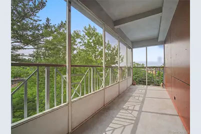 11 Balint #551, Yonkers, NY 10710 - Photo 17
