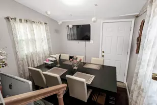 375 W Valley Stream Blvd, Valley Stream, NY 11580 - Photo 7