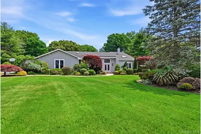 4 Laurelwood Court, Dix Hills, NY 11746 - Photo 1
