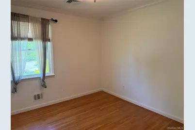 35 Mitchell Avenue, East Northport, NY 11731 - Photo 7