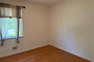 35 Mitchell Ave, East Northport, NY 11731 - Photo 7
