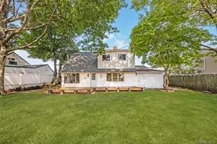 201 Cypress Ln W, Westbury, NY 11590 - Photo 23
