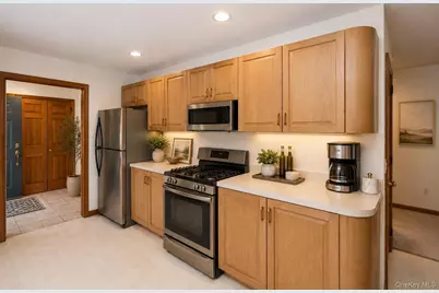 96 Tuthills Lane, Jamesport, NY 11901 - Photo 3