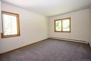 96 Tuthills Ln, Jamesport, NY 11901 - Photo 9