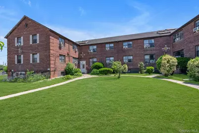 20106 Rocky Hill Road #6G2, Bayside, NY 11361 - Photo 1