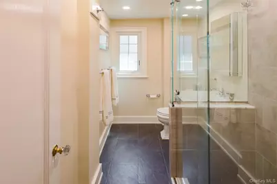 17 Beechtree Lane #2E, Bronxville, NY 10708 - Photo 13
