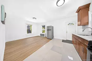 27-30 165th St, Flushing, NY 11358 - Photo 7