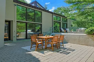 41 Murray Hill Rd, Scarsdale, NY 10583 - Photo 17