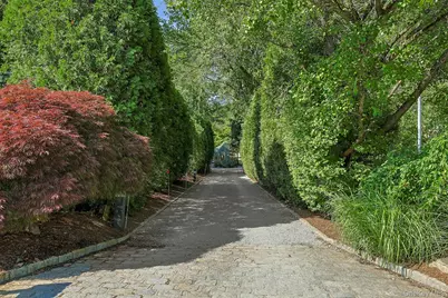 41 Murray Hill Road, Scarsdale, NY 10583 - Photo 1