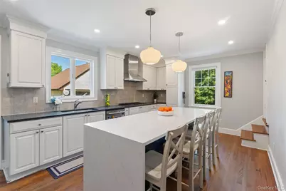 10 Cambridge Court, Larchmont, NY 10538 - Photo 11