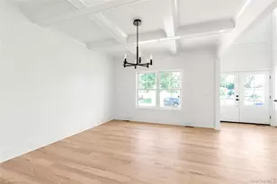 23 Garden Cir, Syosset, NY 11791 - Photo 5