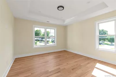 23 Garden Circle, Syosset, NY 11791 - Photo 17