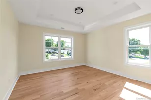 23 Garden Cir, Syosset, NY 11791 - Photo 17