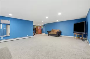 15 Seneca Pl, Jericho, NY 11753 - Photo 21