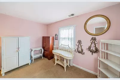 18 E Bay Drive, West Islip, NY 11795 - Photo 25