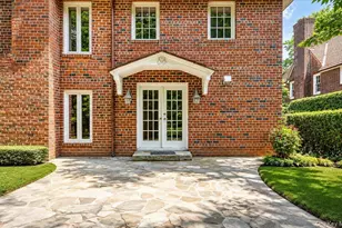 1-52 Whitson St, Forest Hills, NY 11375 - Photo 45