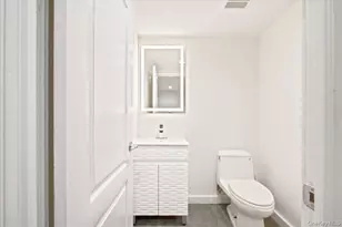 1-52 Whitson St, Forest Hills, NY 11375 - Photo 19
